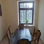 Caly Palacyk Na Wylacznosc